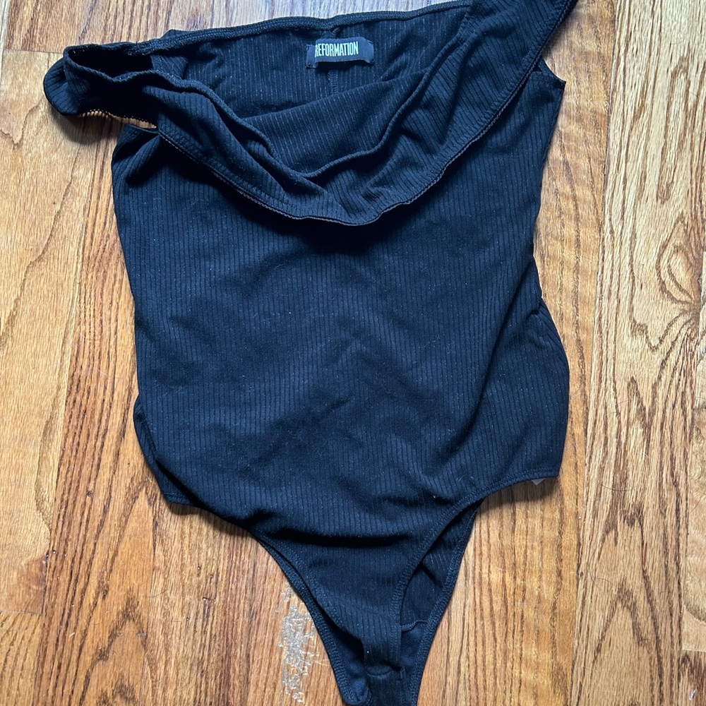 Reformation body suit